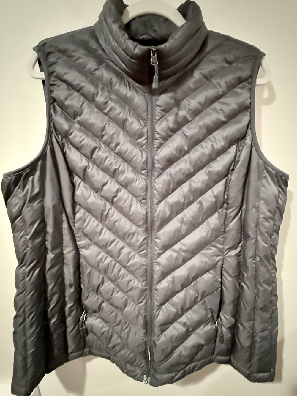 Lightweight Quilted UNISEX/Women's Vest - Gray